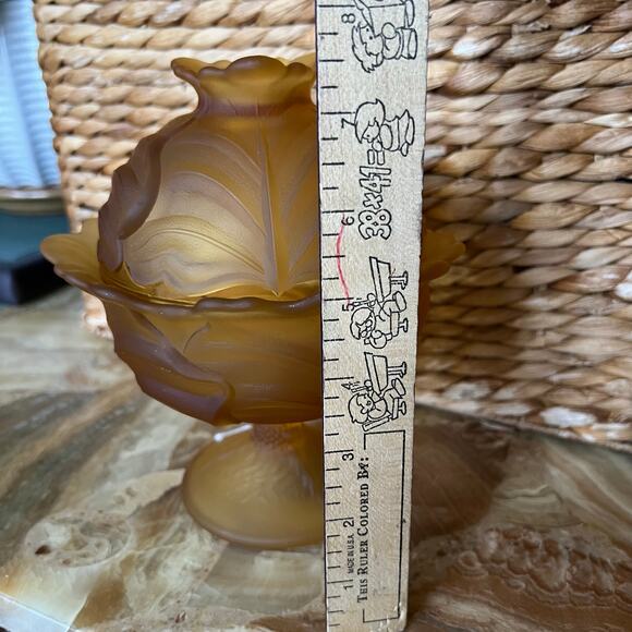 Frosted Amber Cabbage Covered Dish - Picture 7 of 7